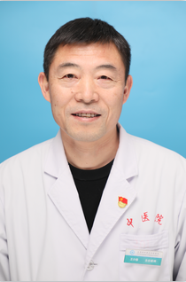 王小强